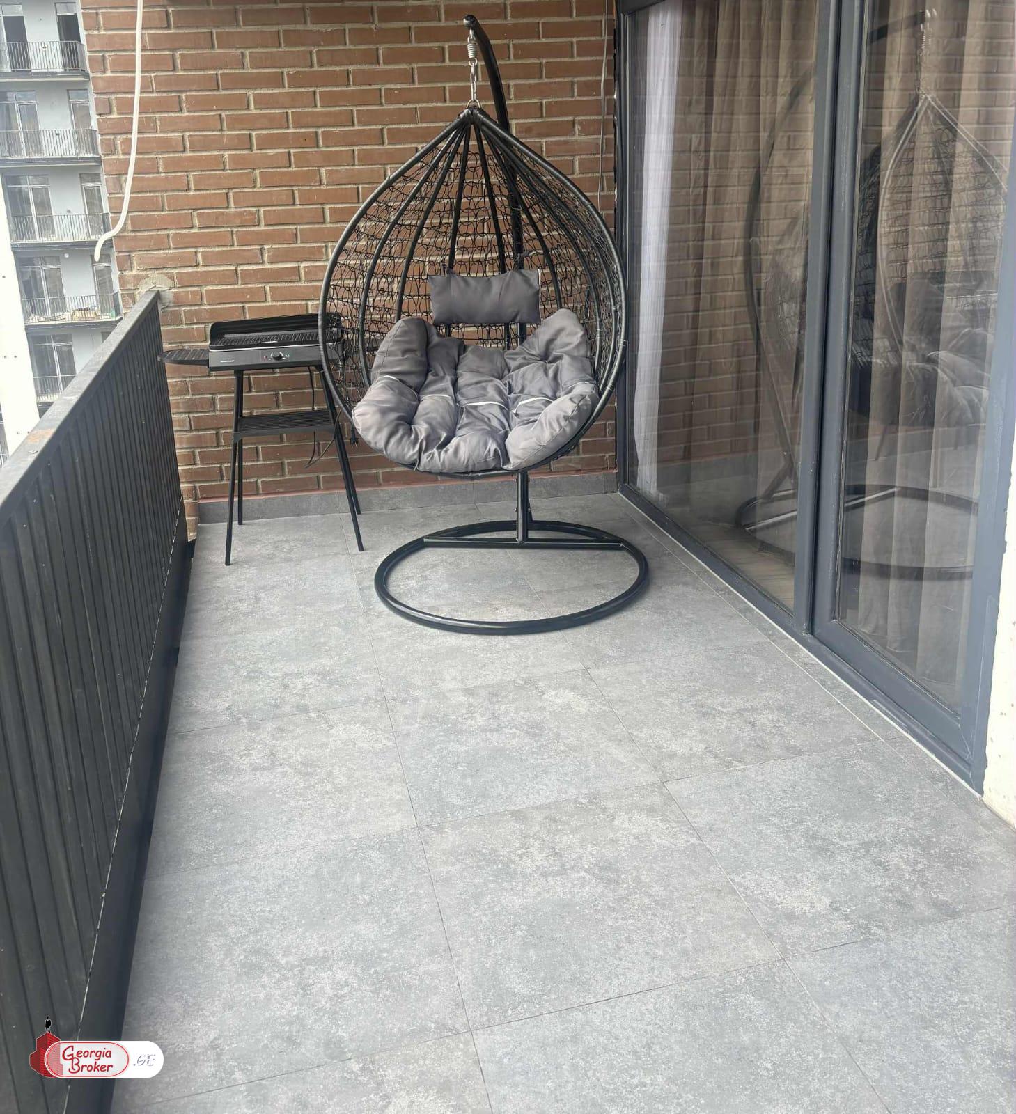 nearly repaired 3-room apartment for sale